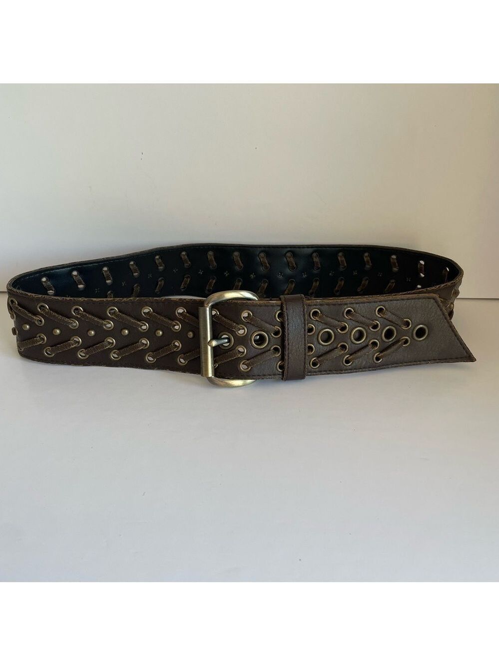 Wide Faux Leather Steampunk Belt Sz S/M Brown Laced Grommets Brass Tone EUC